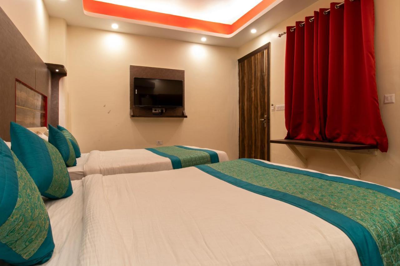 Airport Hotel Dev Residency - Mahipalpur New Delhi Eksteriør bilde