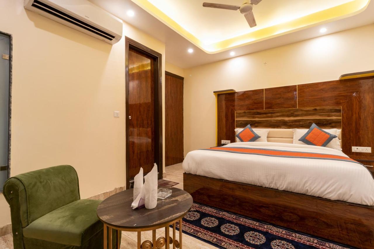 Airport Hotel Dev Residency - Mahipalpur New Delhi Eksteriør bilde