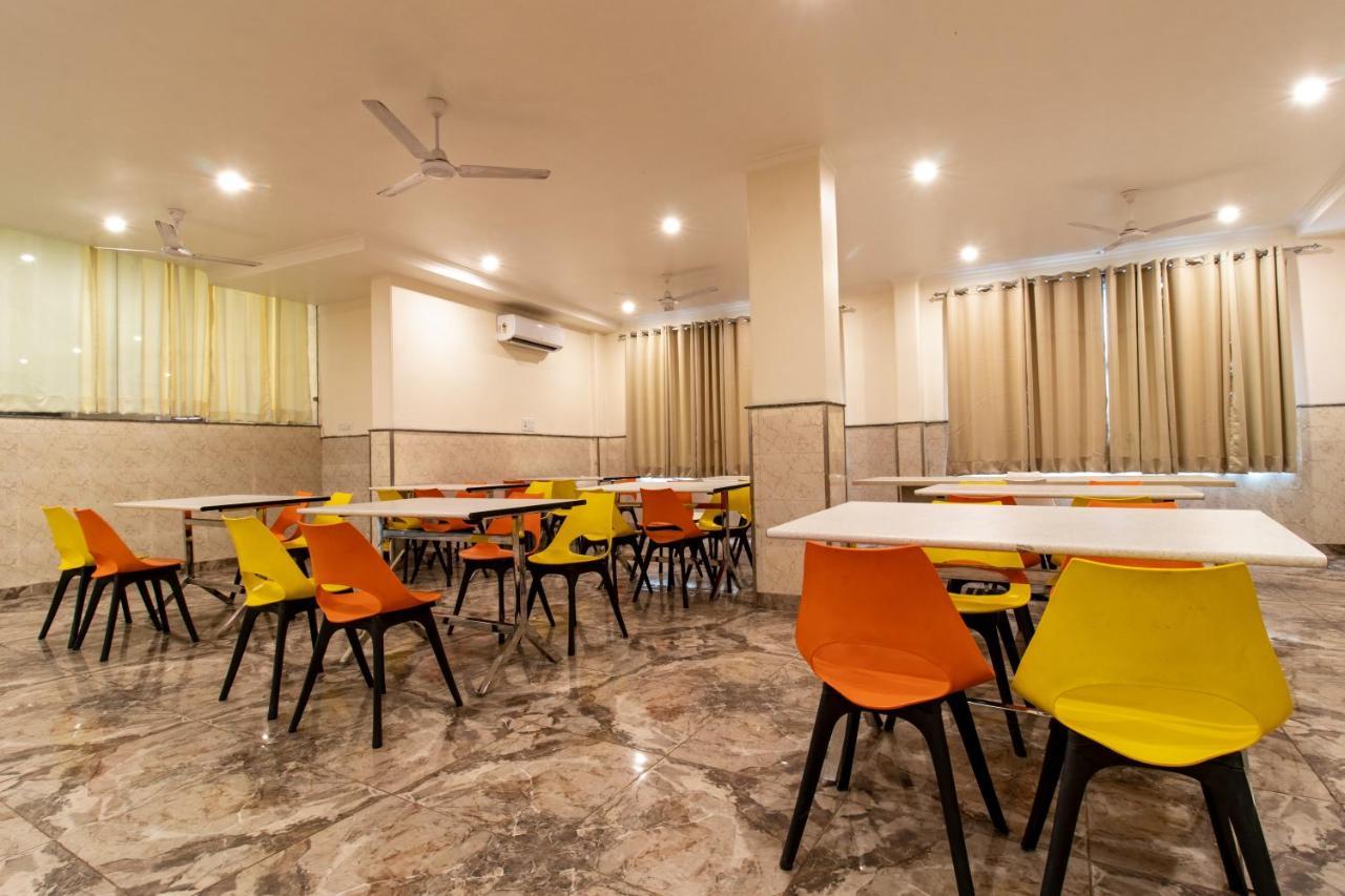 Airport Hotel Dev Residency - Mahipalpur New Delhi Eksteriør bilde