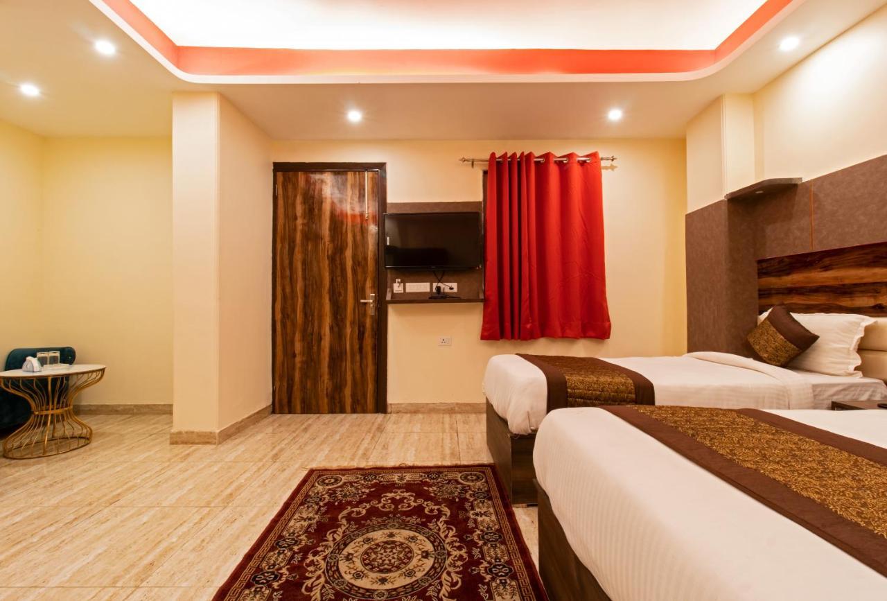 Airport Hotel Dev Residency - Mahipalpur New Delhi Eksteriør bilde